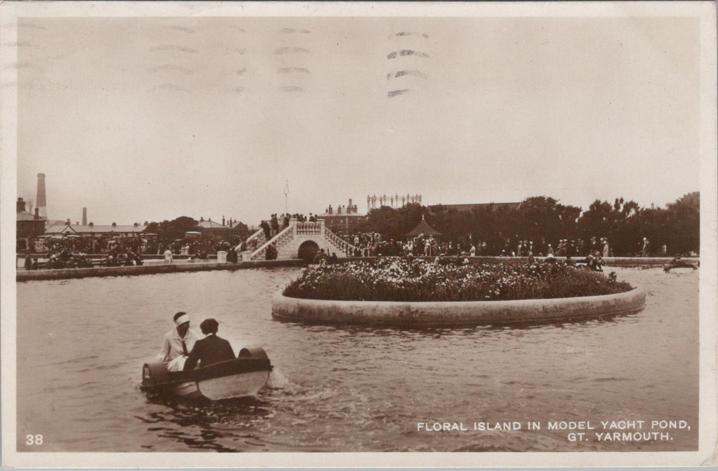 Norfolk Postcard - Great Yarmouth, Floral Island in Model Yacht Pond XT170