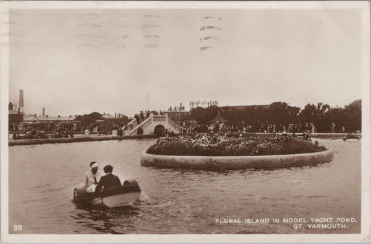 Norfolk Postcard - Great Yarmouth, Floral Island in Model Yacht Pond XT170