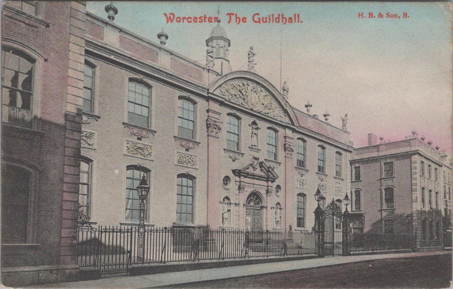 Worcestershire Postcard - Worcester, The Guildhall  XT193