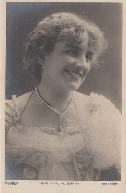 Theatre Postcard: Miss Ellaline Terriss, Edwardian Actress & Singer XT2168