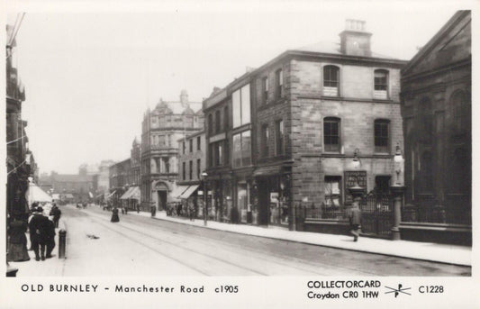 Lancashire Postcard: Old Burnley Manchester Road Street Scene (Repro) XT2170