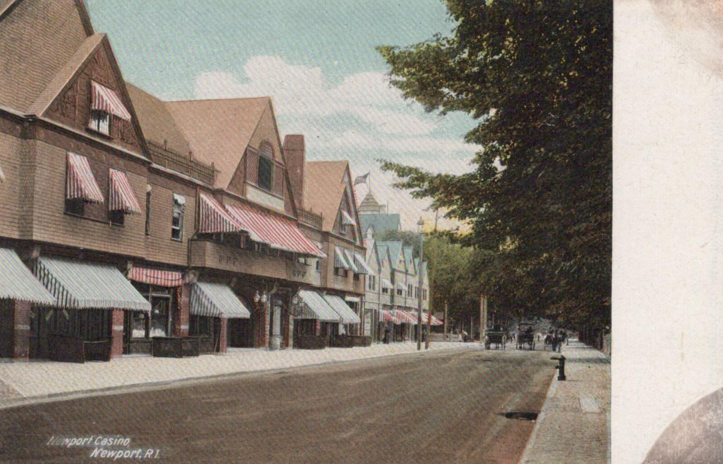 USA Postcard: Newport Casino and Bellevue Avenue Rhode Island Street View XT2148
