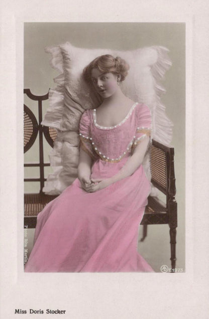 Theatrical Postcard - Edwardian Actress Miss Doris Stocker XT1226
