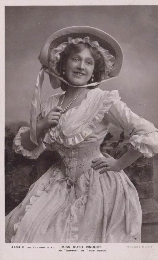 Theatrical Postcard - Miss Ruth Vincent as "Sophia" in "Tom Jones XT1230