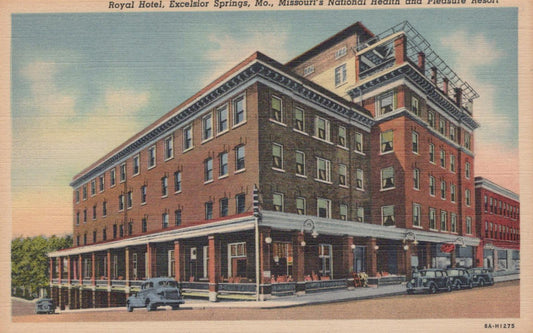 America Postcard - Royal Hotel in Excelsior Springs, Missouri   VT532