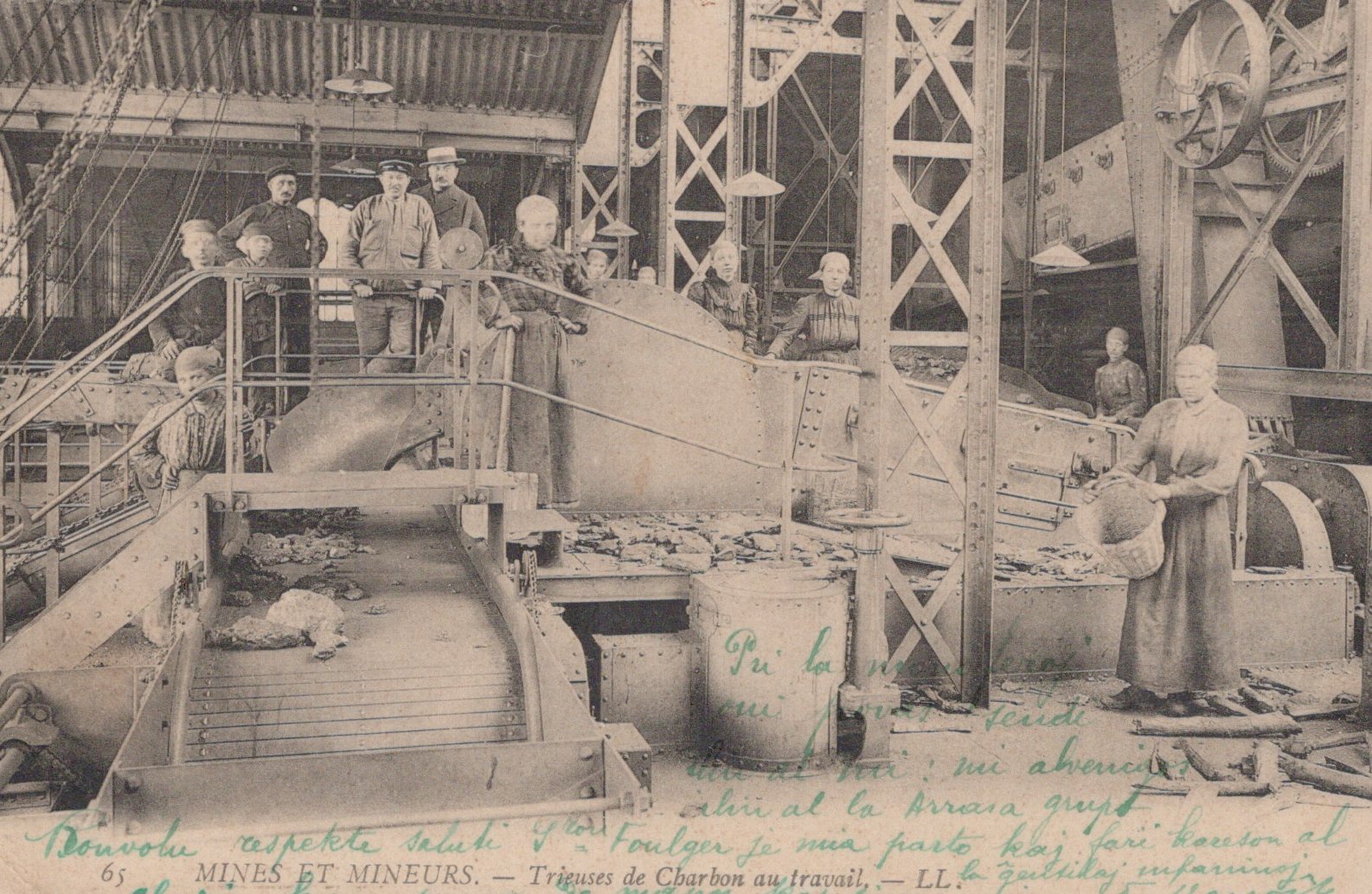 France Postcard - Mines Et Mineurs, Trieuses De Charbon Au Travail  SW20805