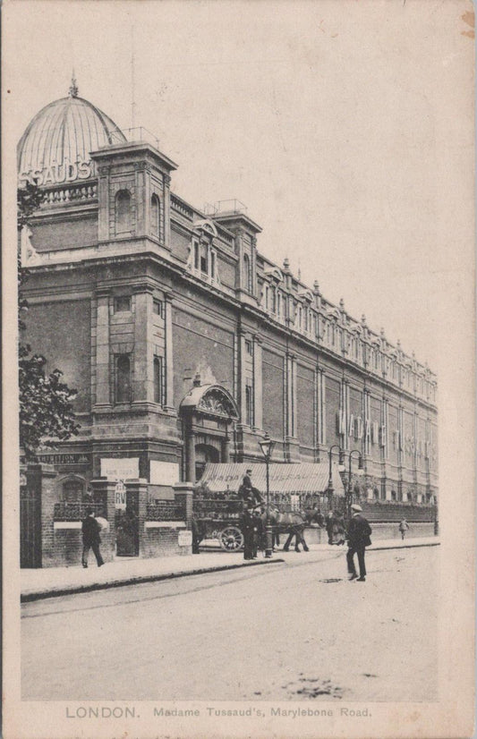 London Postcard - Madame Tussaud's, Marylebone Road   XT395