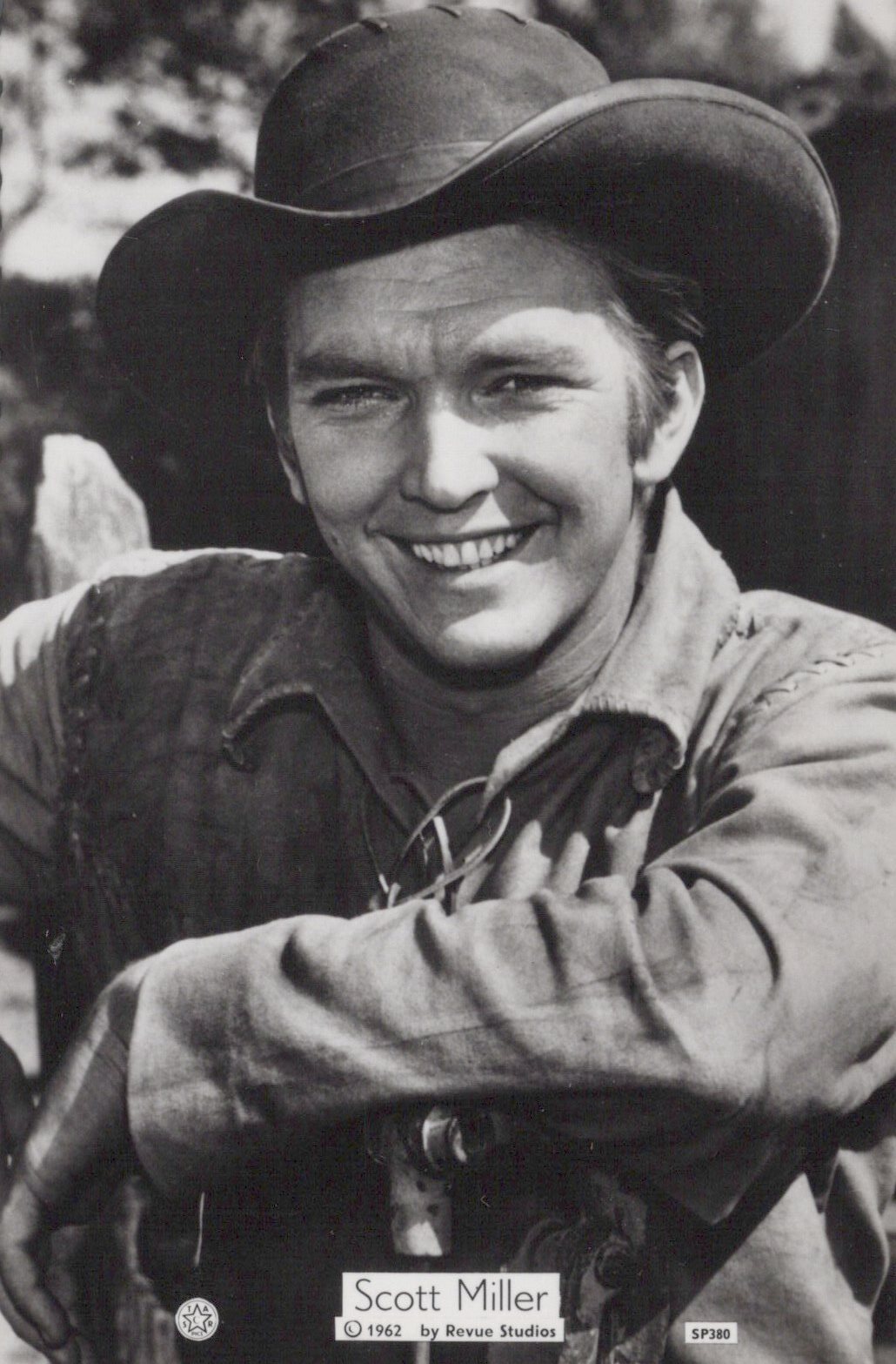 Film Star Postcard / Photo - Scott Miller, American Film & TV Actor  VT299