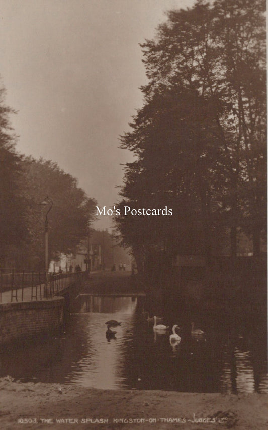 London Postcard - The Water Splash, Kingston-on-Thames SW19129