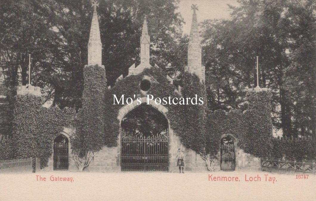 Scotland Postcard - The Gateway, Kenmore, Loch Tay  SW19138