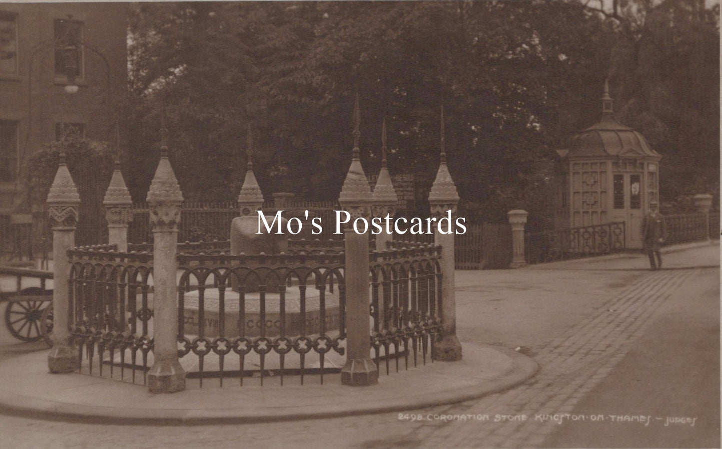 London Postcard - Coronation Stone, Kingston-on-Thames  SW19152