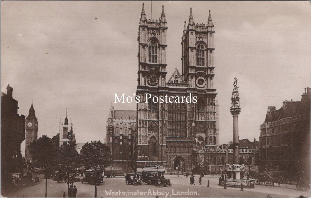 London Postcard - Traffic at Westminster Abbey  SW17814