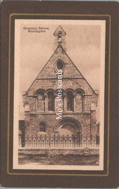 Huntingdonshire Postcard - Grammar School, Huntingdon   SW18318