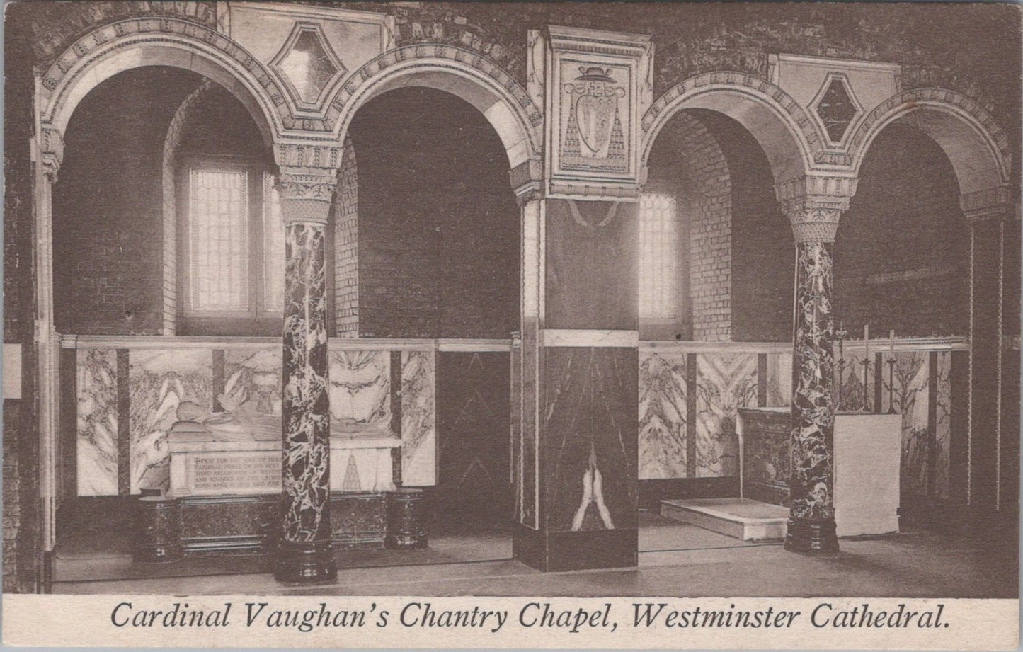 London Postcard - Westminster Cathedral   SW17028