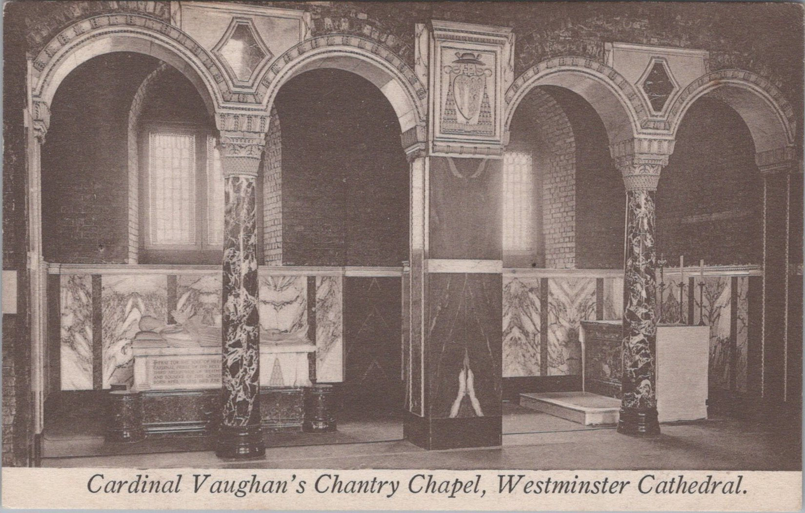 London Postcard - Westminster Cathedral   SW17028