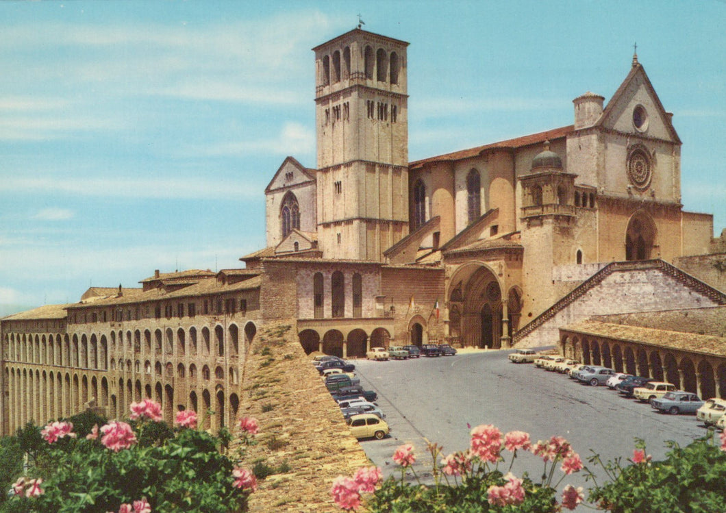 Italy Postcard - Assisi, Basilica of St Francis   SW18954