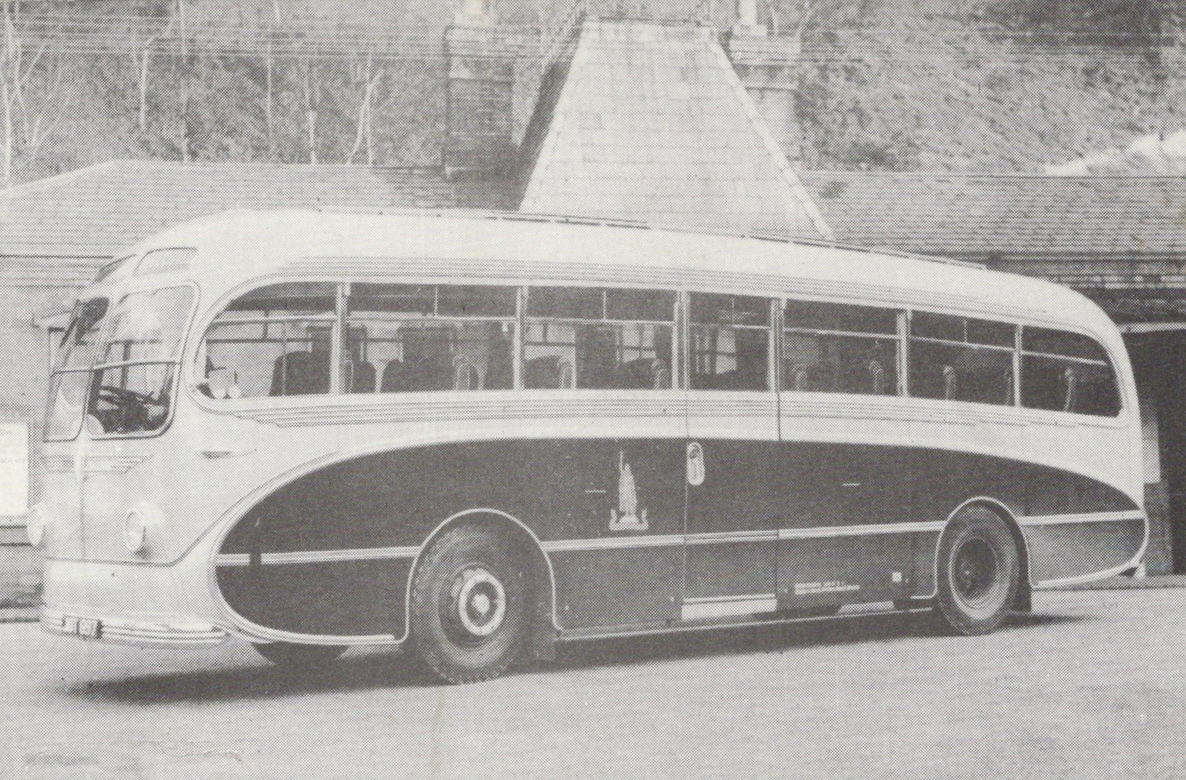 Road Transport Postcard - Leyland 'Royal Tiger' 39 Seat Coach  SW18979