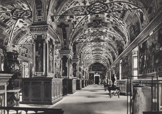 Vatican City Postcard - Library, Sixtine V's Hall  SW19026