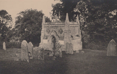 Isle of Wight Postcard - Private Tomb in Godshill Churchyard  VT562