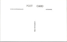 Load image into Gallery viewer, London Postcard - Old Sutton, The Old Tythe Barn  SW17548
