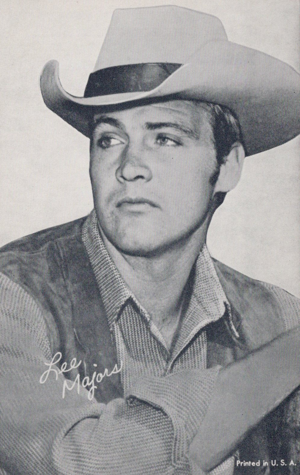 Theatrical Postcard - Film and TV Star Lee Majors SW18886