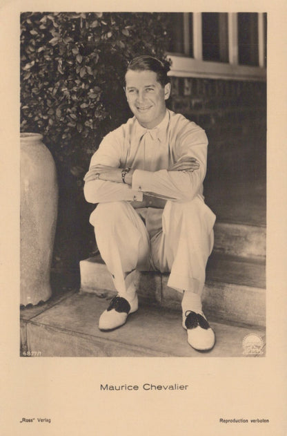 Theatrical Postcard - French Actor and Singer Maurice Chevalier  SW18890