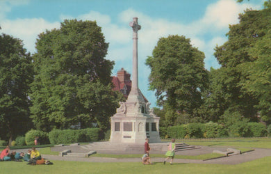 London Postcard - Manor Park, Sutton  SW19303