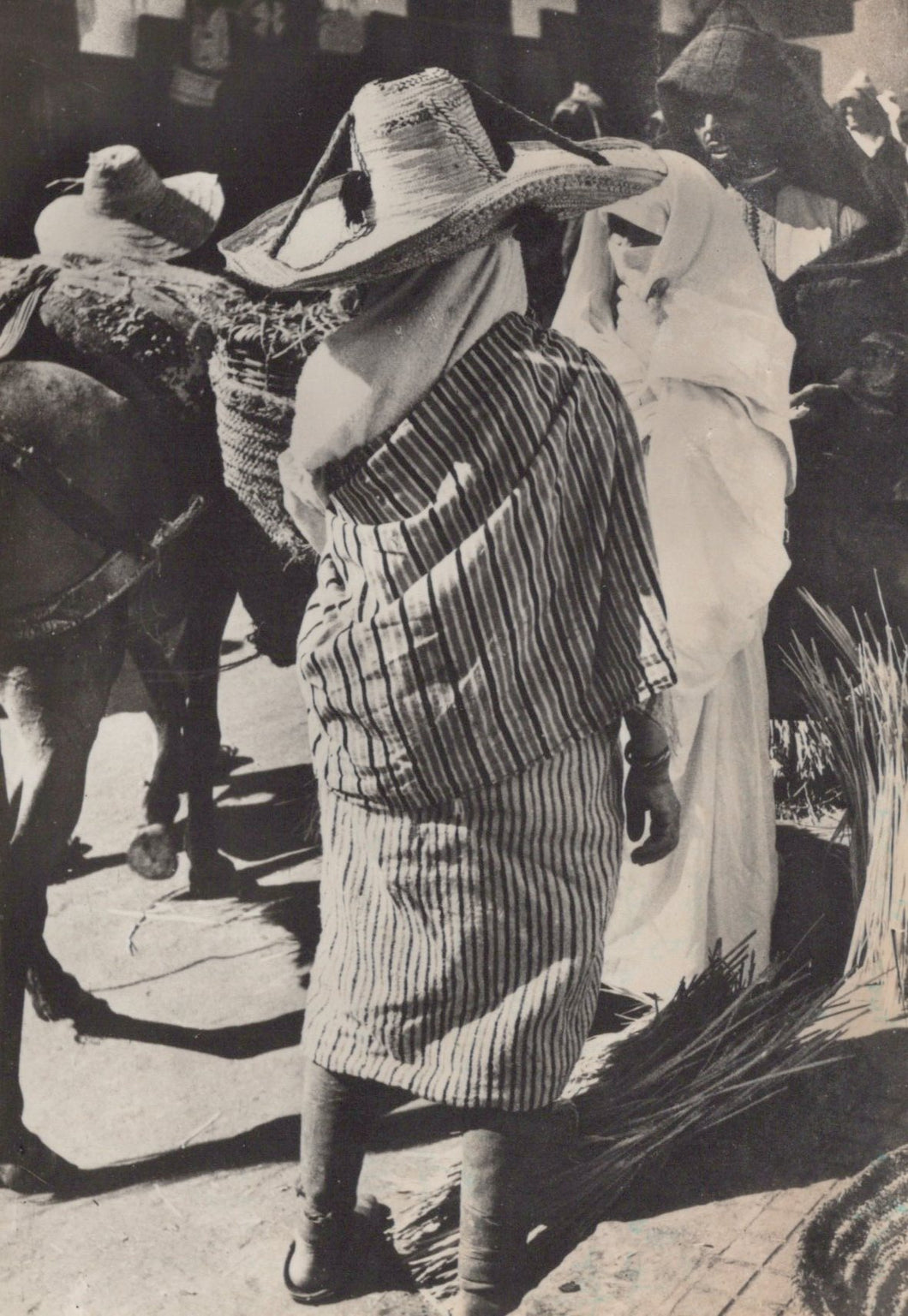 Morocco Postcard - Folkloristique - Um Souk VT312