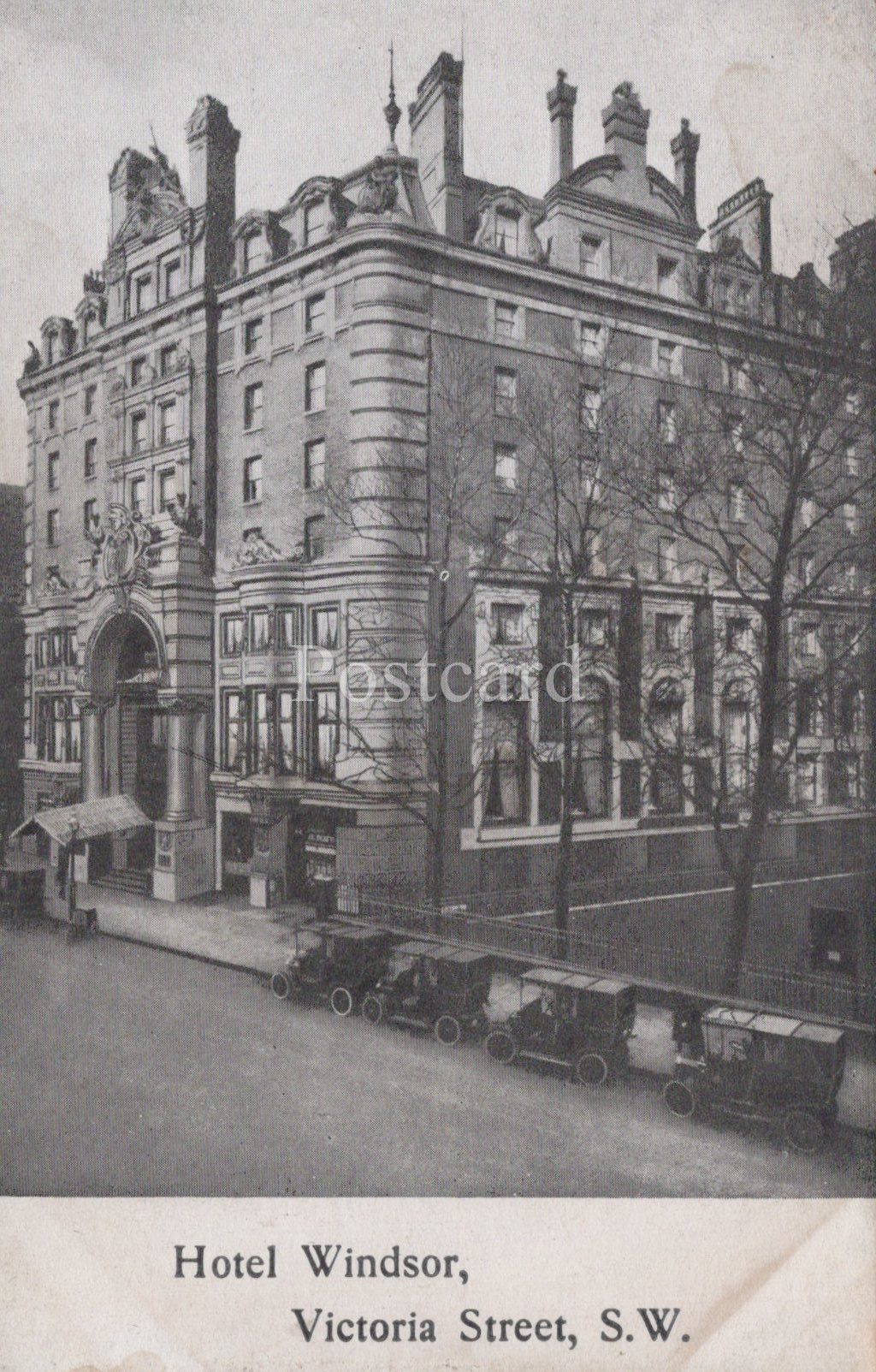 Vintage black and white postcard of Hotel Windsor on Victoria Street, S.W.