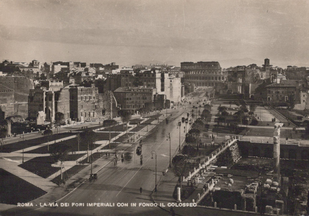 Italy Postcard - Rome, Roma, La Via Dei Fori Imperiali  SW20561