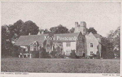Berkshire Postcard - The Thames, Bisham Abbey  SW19279