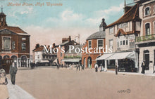 Load image into Gallery viewer, Buckinghamshire Postcard - Market Place, High Wycombe   SW18669
