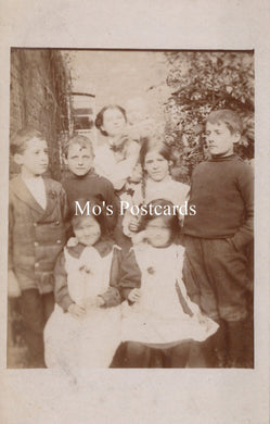 Ancestors Postcard - Mother and Seven Children  SW18717