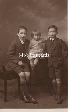 Ancestors Postcard - Portrait of Three Children, Hull Photo SW18778