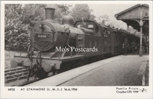 Load image into Gallery viewer, Railways Postcard - Train at Stanmore Train Station  SW17704
