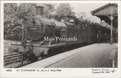 Railways Postcard - Train at Stanmore Train Station  SW17704