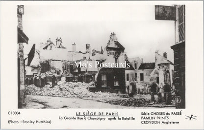 France Postcard - The Siege of Paris, Ruined Street   SW17710