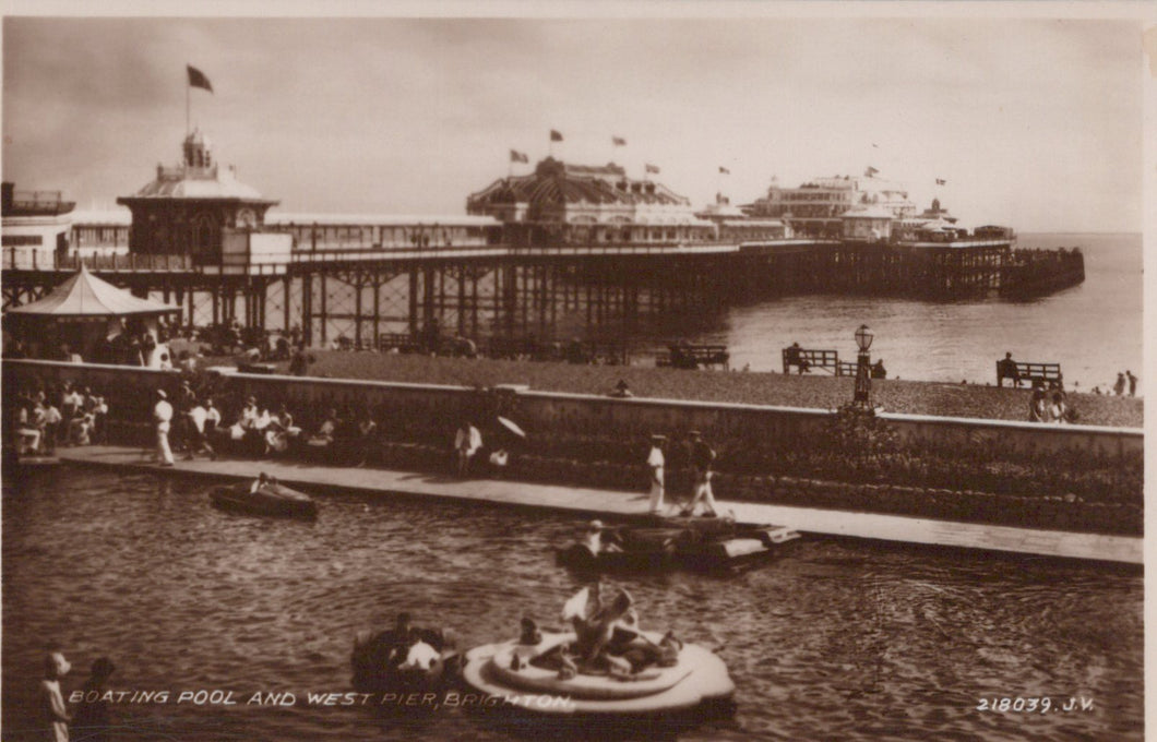 Sussex Postcard - Boating Pool and West Pier, Brighton  SW18836