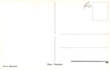 Load image into Gallery viewer, Film Star Postcard - Hollywood Actor John Wayne   SW18631
