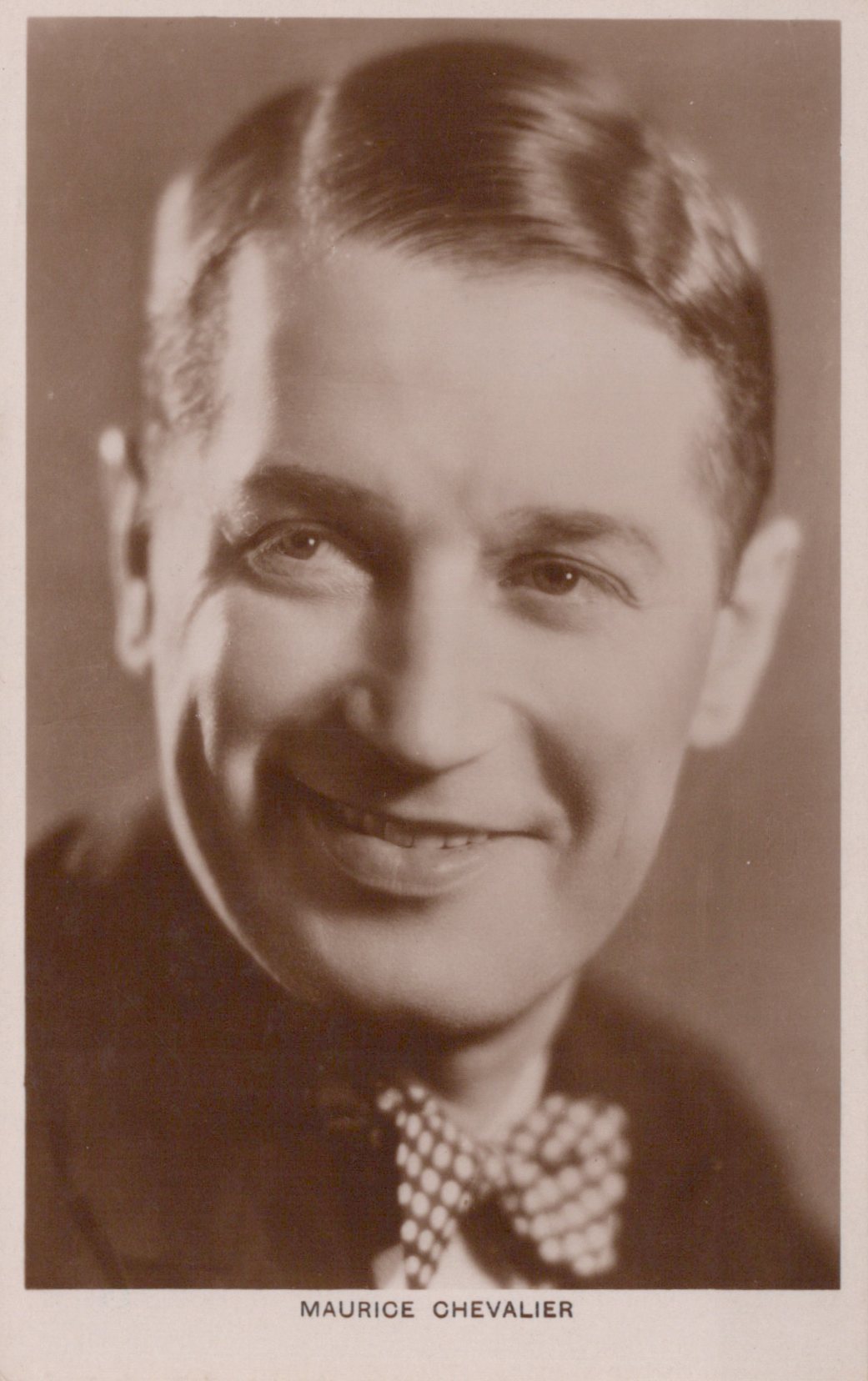 Film Star Postcard - French Actor and Singer Maurice Chevalier  SW18646
