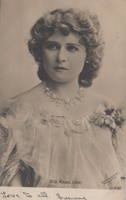 Theatrical Postcard - Miss Mabel Love, British Stage Actress   VT395 