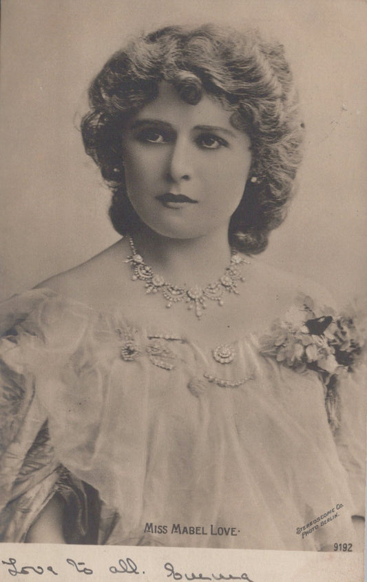 Theatrical Postcard - Miss Mabel Love, British Stage Actress   VT395 