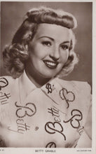 Load image into Gallery viewer, Film Star Postcard - Betty Grable, American Actress  VT400
