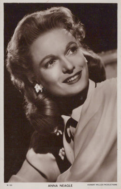 Film Star Postcard - Anna Neagle, English Actress  VT401 