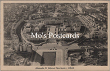 Load image into Gallery viewer, Portugal Postcard - Lisbon, Alameda D.AFonso Henriques  SX235
