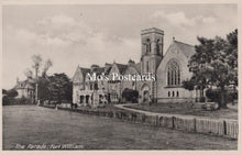 Load image into Gallery viewer, Scotland Postcard - The Parade, Fort William   SW18625
