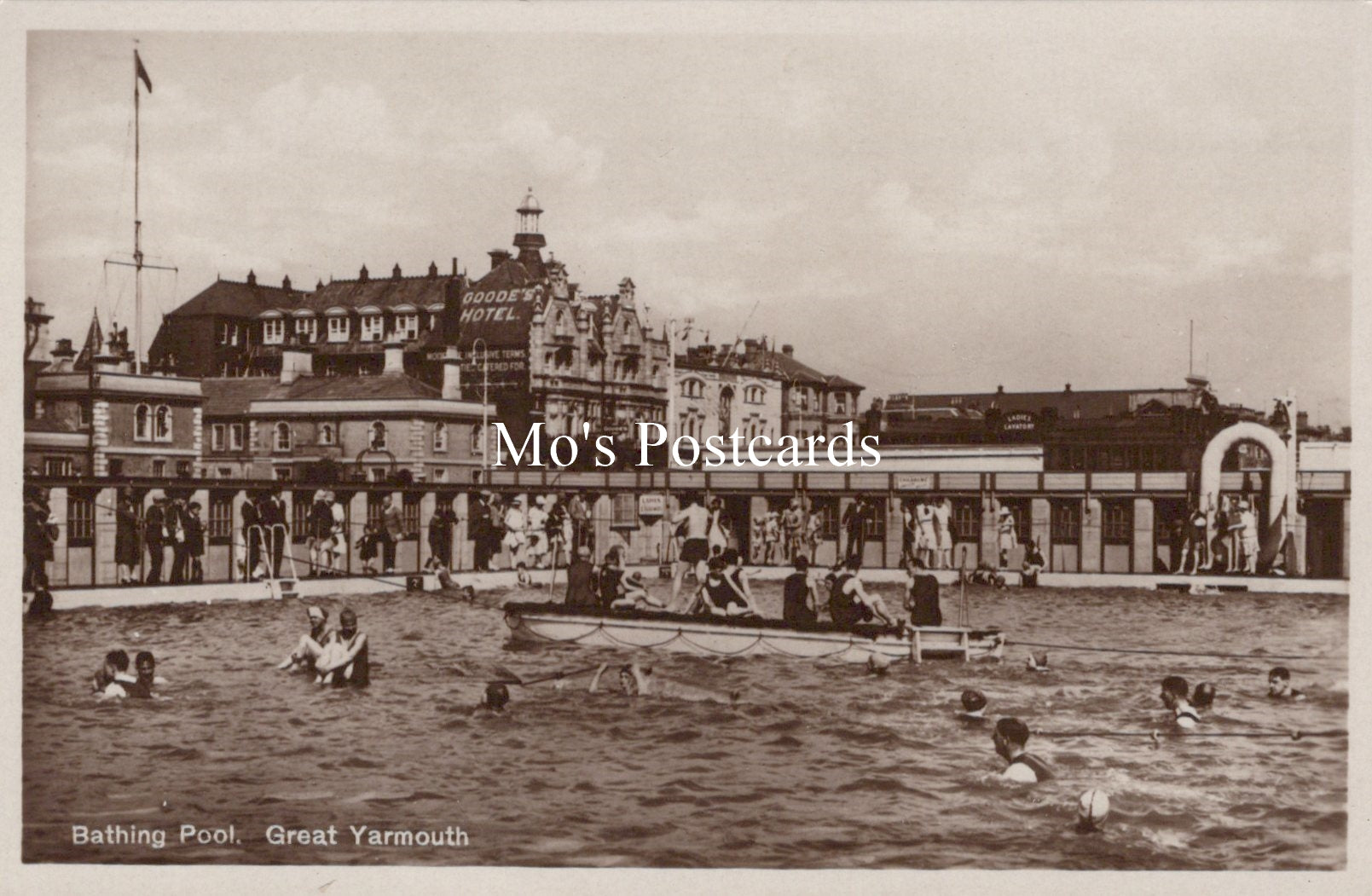 Norfolk Postcard - Bathing Pool, Great Yarmouth   SW19057