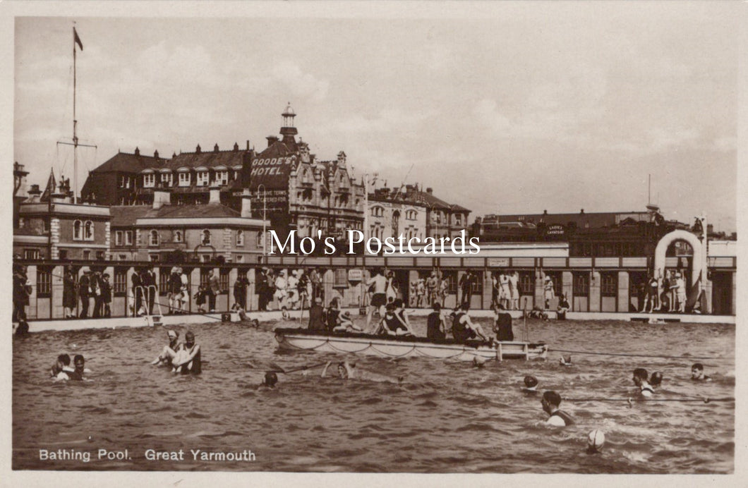 Norfolk Postcard - Bathing Pool, Great Yarmouth   SW19057