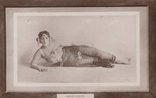 Load image into Gallery viewer, Theatrical Postcard - Italian Ballet Dancer Odette Valery VT43
