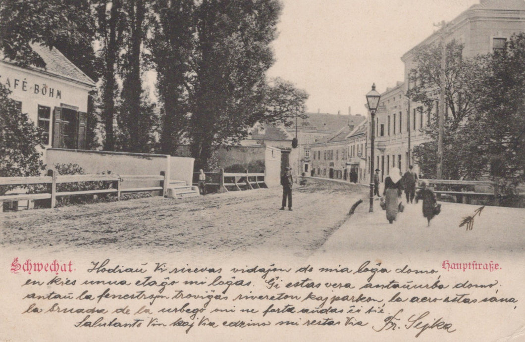 Vintage street scene with pedestrians and a building labeled 'Café Böhm' on a postcard.
